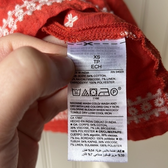 OLD NAVY Orange and White Embroidered Smocked Frilly Crop Top Size CS - Picture 5 of 7